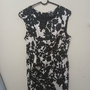 Forever 21 Black and White Floral Midi Dress